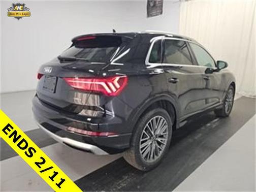 2022 Audi Q3 40 Premium