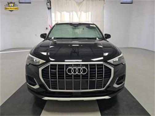 2022 Audi Q3 40 Premium