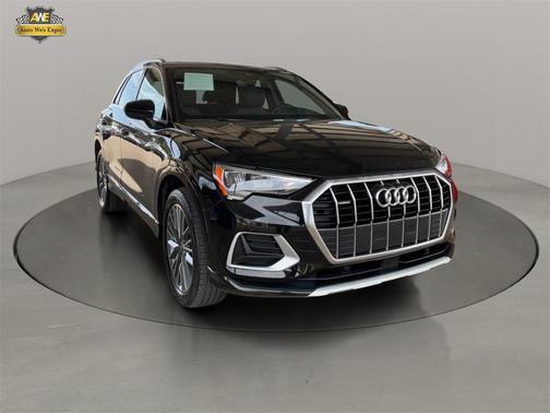 2022 Audi Q3 40 Premium