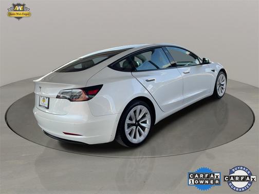 2021 Tesla Model 3 Standard Range Plus