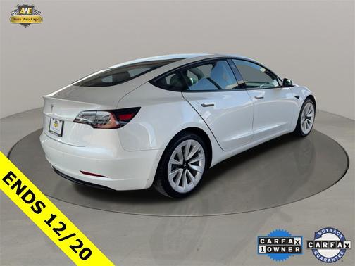 2021 Tesla Model 3 Standard Range Plus