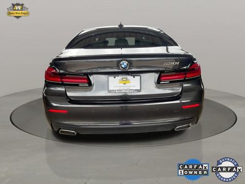 2022 BMW 530 i