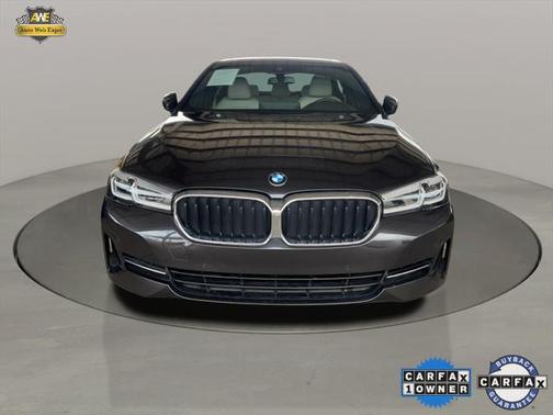 2022 BMW 530 i