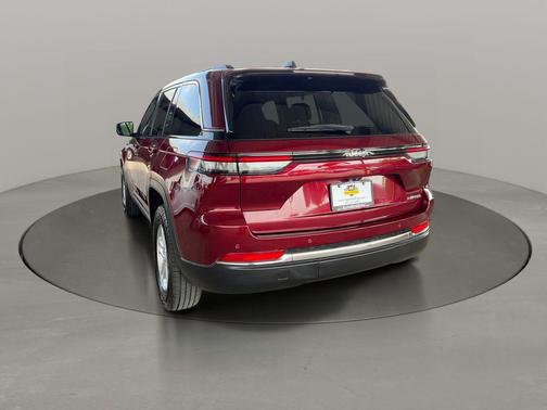 Velvet Red Pearlcoat 2024 Jeep Grand Cherokee Laredo