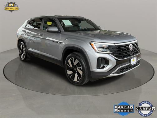 2024 Volkswagen Atlas Cross Sport 2.0T SE w/Technology