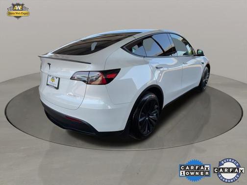 2023 Tesla Model Y Long Range Dual Motor All-Wheel Drive