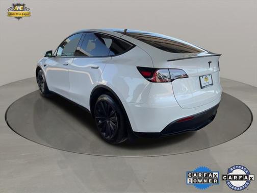 2023 Tesla Model Y Long Range Dual Motor All-Wheel Drive