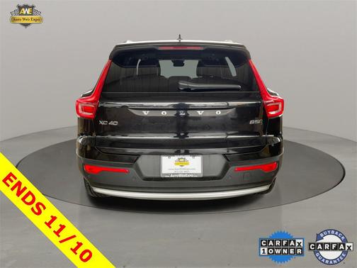 2024 Volvo XC40 B5 Core Bright Theme