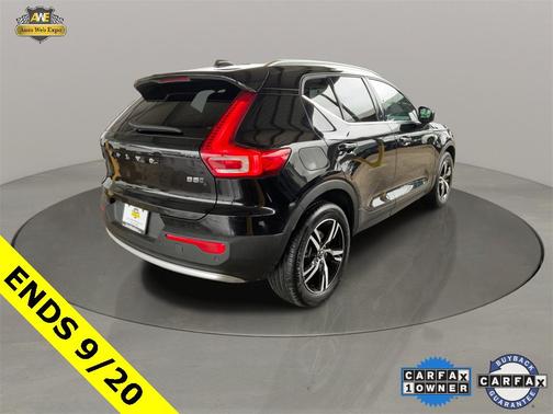 2024 Volvo XC40 B5 Core Bright Theme