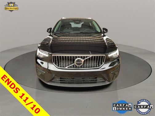 2024 Volvo XC40 B5 Core Bright Theme