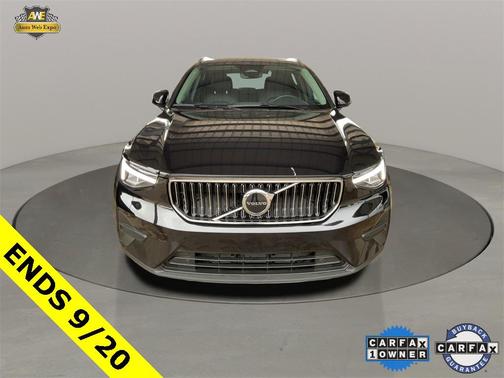 2024 Volvo XC40 B5 Core Bright Theme