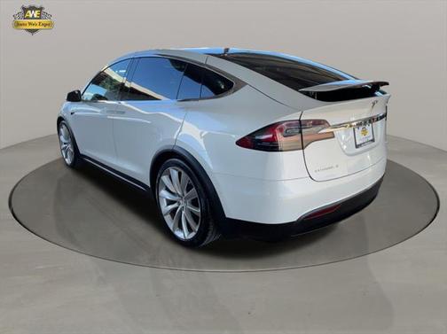2017 Tesla Model X 75D