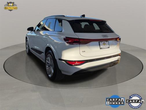 2025 Audi Q6 e-tron Premium