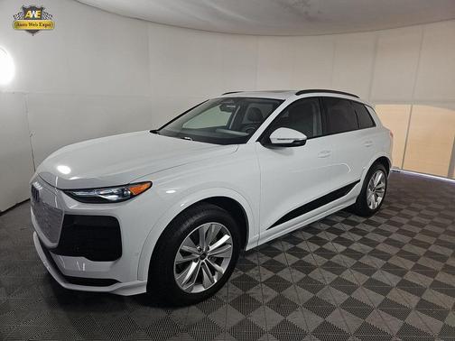 2025 Audi Q6 e-tron Premium