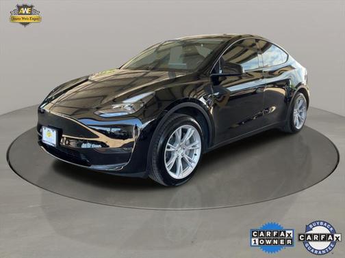 2024 Tesla Model Y Long Range Dual Motor All-Wheel Drive