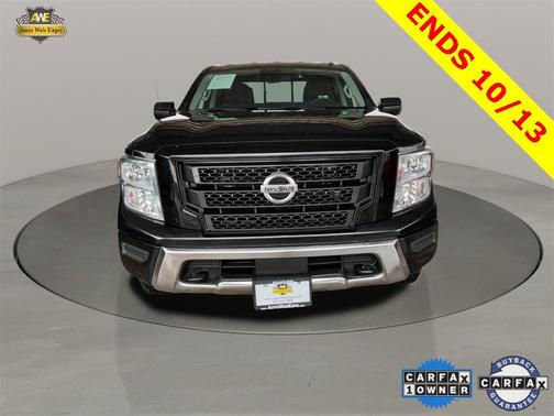 2021 Nissan Titan SV