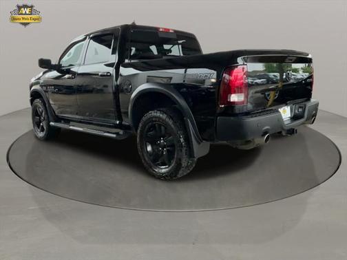 2019 RAM 1500 SLT