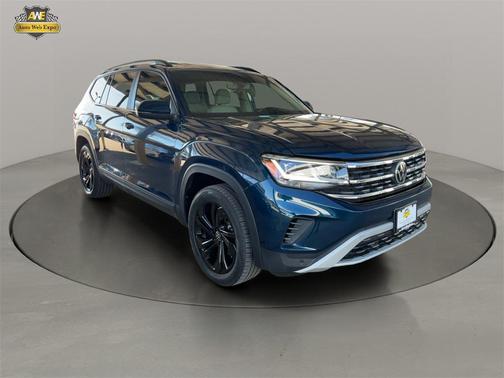 2022 Volkswagen Atlas 3.6L SE w/Technology