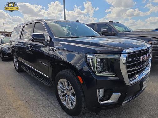 2022 GMC Yukon XL SLT