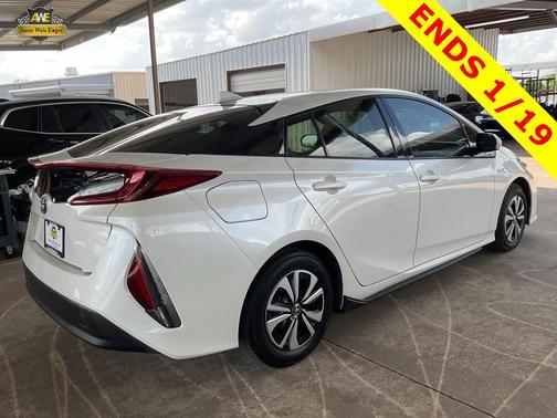 2017 Toyota Prius Prime Plus