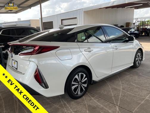 2017 Toyota Prius Prime Plus