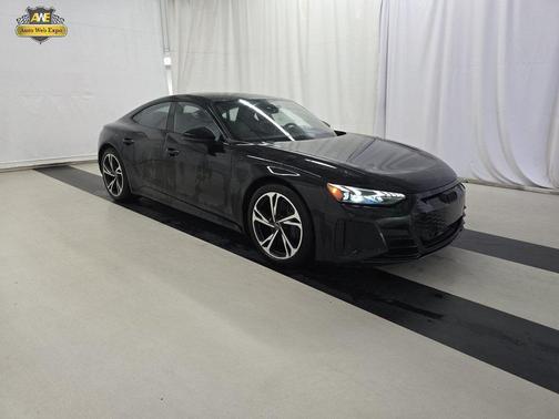 2022 Audi e-tron GT Prestige