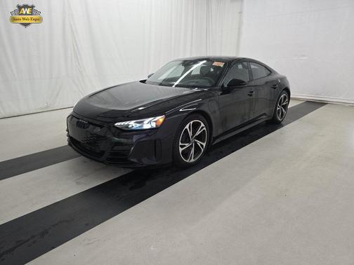 2022 Audi e-tron GT Prestige