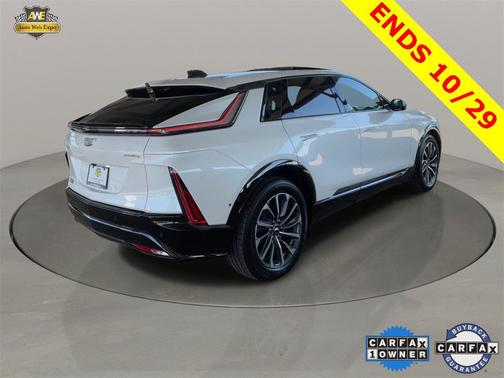 2024 Cadillac LYRIQ V
