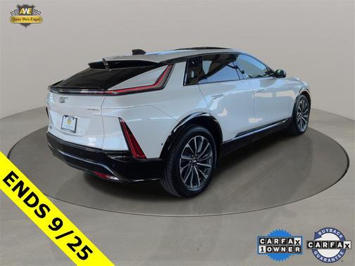 2024 Cadillac LYRIQ V