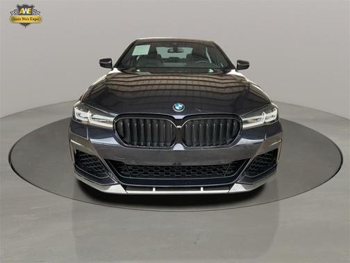 2022 BMW 540 i