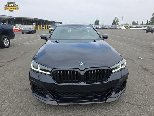 2022 BMW 540 i
