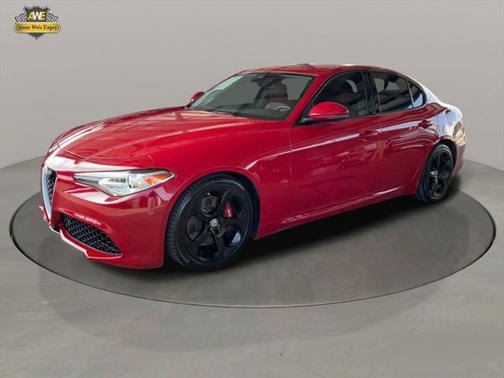 2017 Alfa Romeo Giulia Base