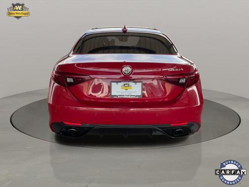 2017 Alfa Romeo Giulia Base