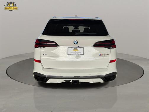 2025 BMW X5 M60i