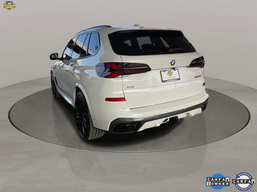 2025 BMW X5 M60i
