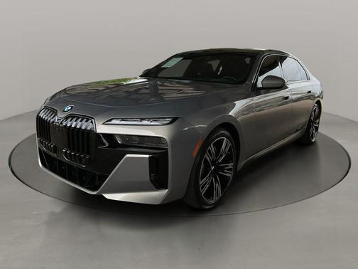 Oxide Gray Metallic 2023 BMW 760 i xDrive