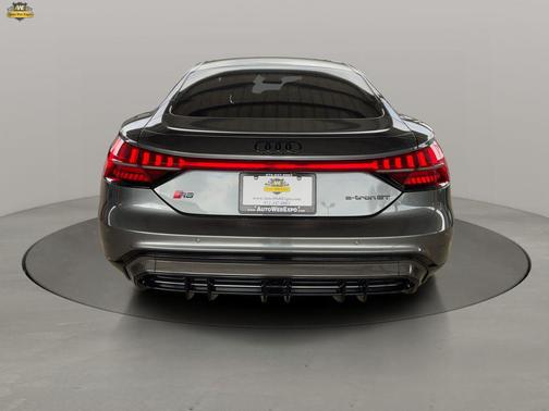 2024 Audi RS e-tron GT quattro