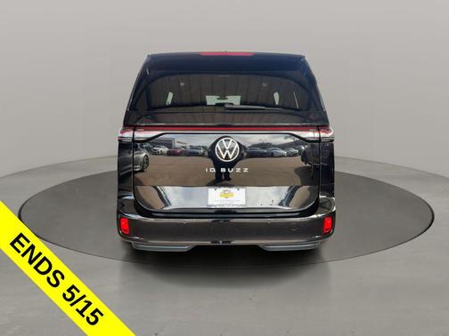 Deep Black Pearl 2025 Volkswagen ID. Buzz Pro S