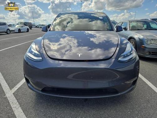 2021 Tesla Model Y Long Range Dual Motor All-Wheel Drive