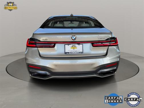 2022 BMW 740 i xDrive