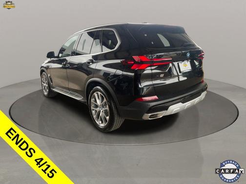 Black Sapphire Metallic 2025 BMW X5 PHEV xDrive50e