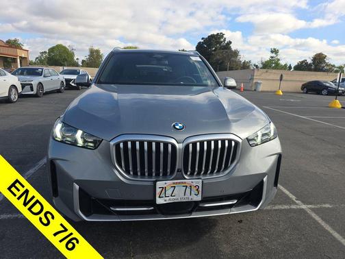 Skyscraper Gray Metallic 2024 BMW X5 sDrive40i