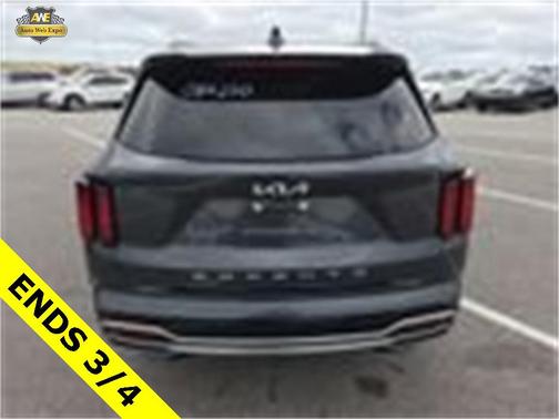 2022 Kia Sorento S