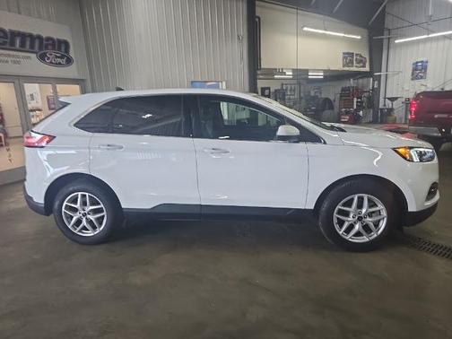 OXFORD WHITE 2024 Ford Edge