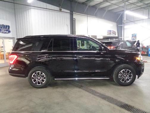 2023 Ford Expedition XLT