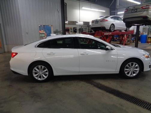 2024 Chevrolet Malibu LT W/1LT