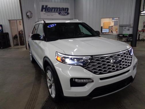2023 Ford Explorer PLATINUM