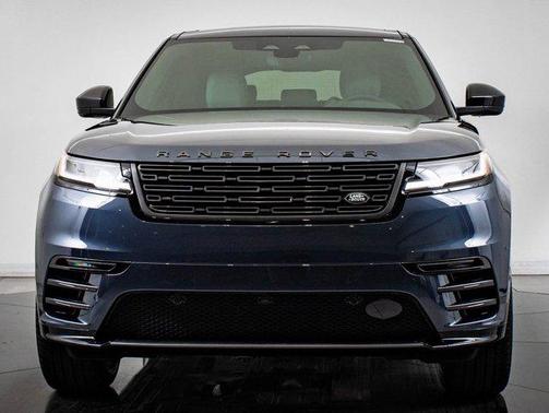 2026 Land Rover Range Rover Velar P250 SE R-Dynamic