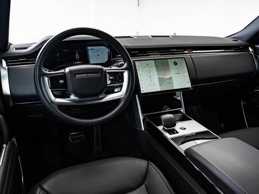 Black 2025 Land Rover Range Rover P530 SE