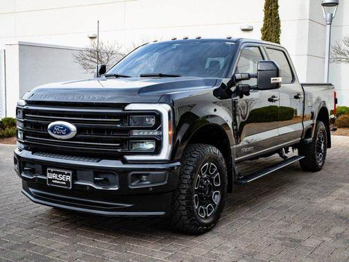 2025 Ford F-250 Platinum